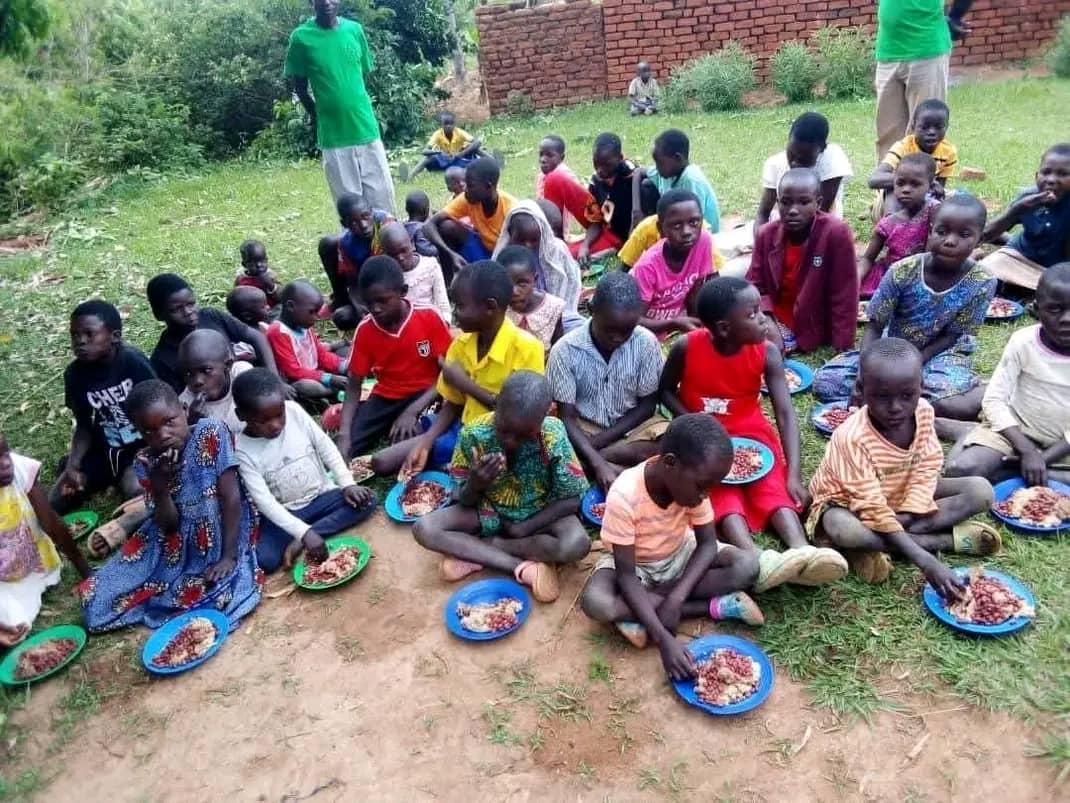 Community support group meal